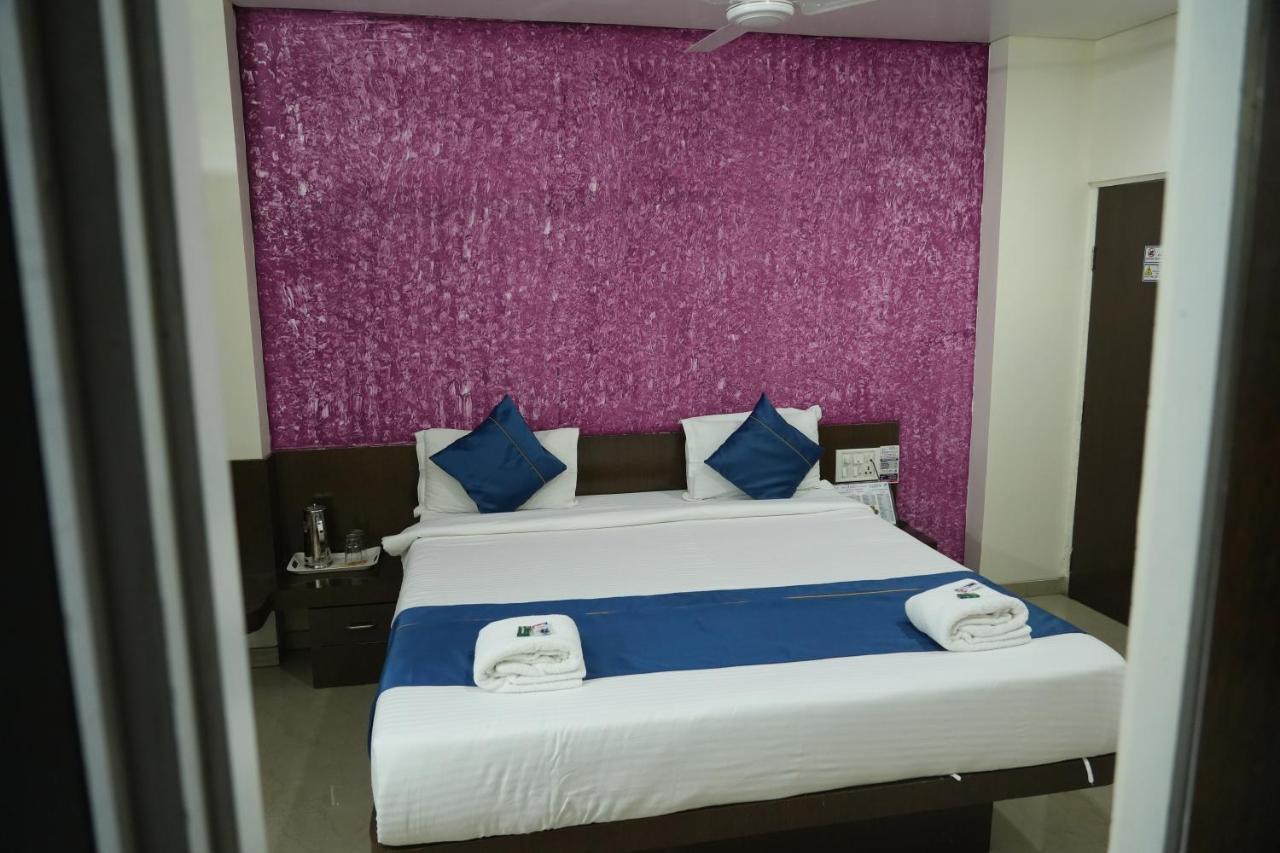 Hotel Avon International Aurangabad  Exterior photo