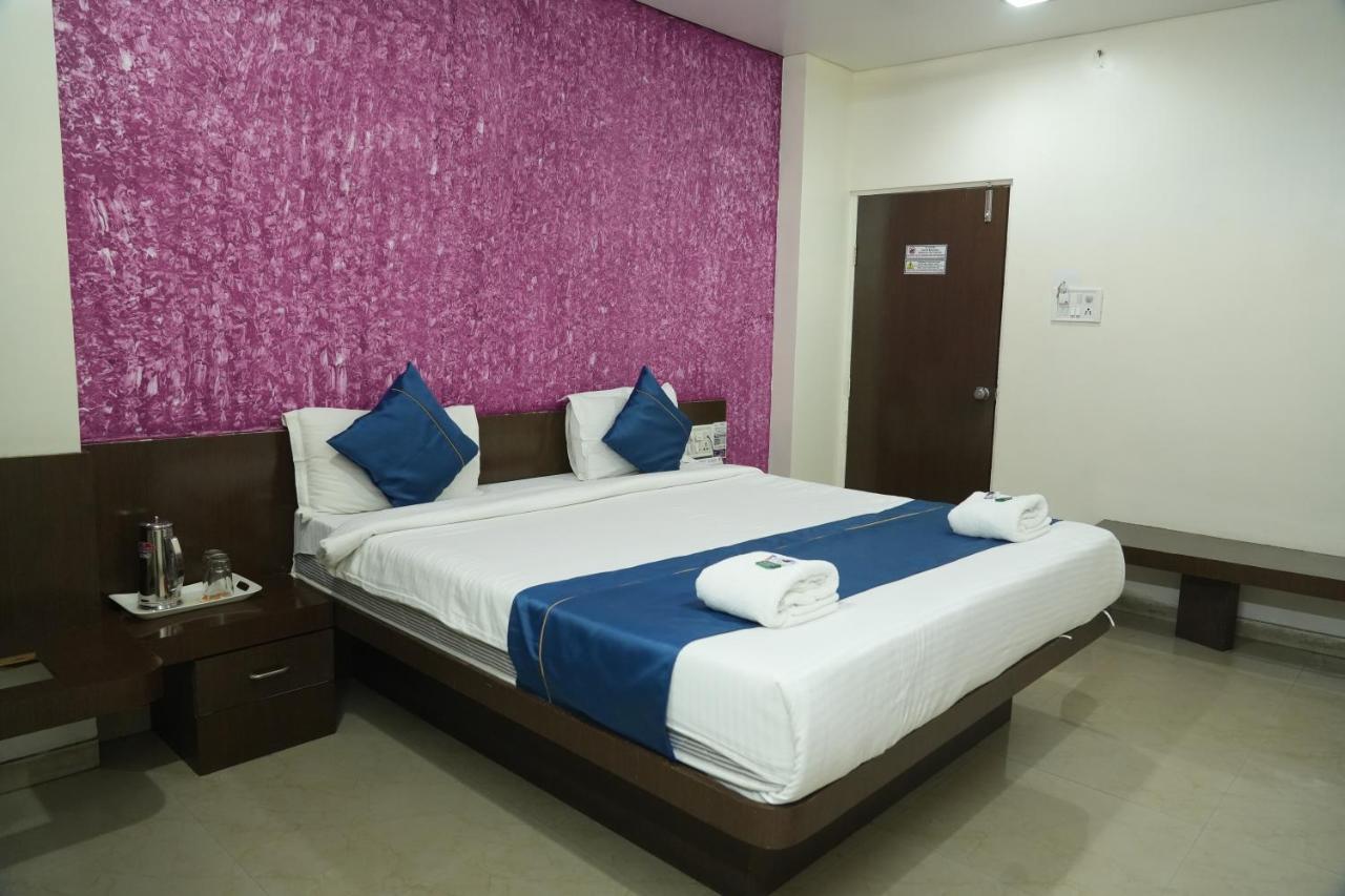 Hotel Avon International Aurangabad  Exterior photo